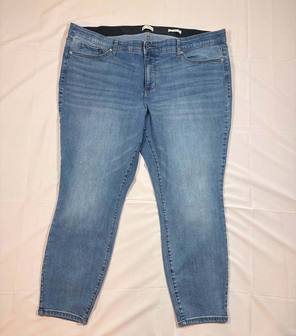 Wonderly Women's Plus Size Mid-Rise Skinny Ankle Jeans with Elastic Waistband